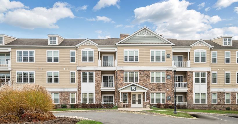 Home for Sale in Greenbriar at Fox Ridge